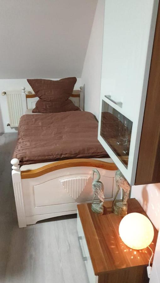 Ferienwohnung 24 Oben Rechts 4 Zimmer Lathen Bagian luar foto